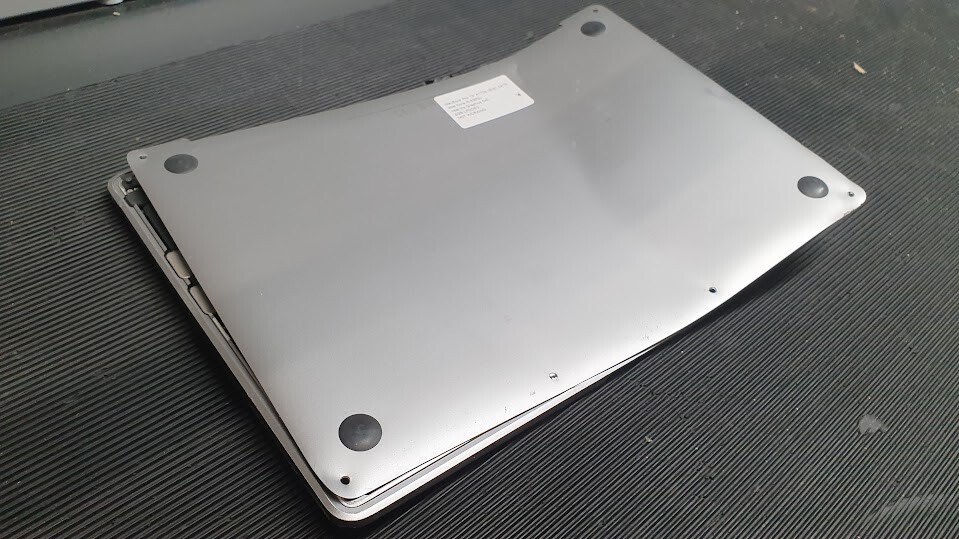 Apple Macbook Pro 13 A1708 Intel I5-6360U Intel Iris Graphics 540 8GB Ram Parts