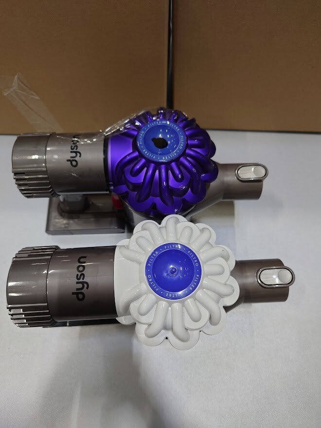 LOT OF 2 Dyson V6 Vacuum Cleaner Not Working For Parts Weak Battery