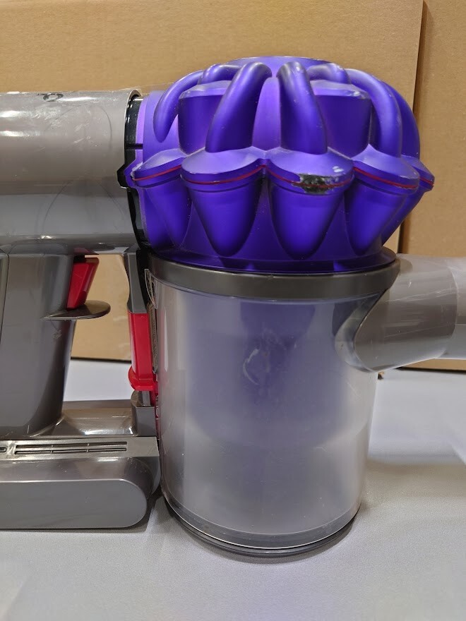 LOT OF 2 Dyson V6 Vacuum Cleaner Not Working For Parts Weak Battery