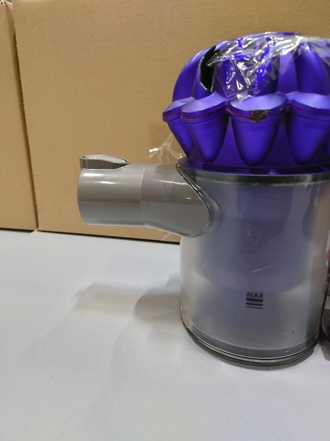 LOT OF 2 Dyson V6 Vacuum Cleaner Not Working For Parts Weak Battery