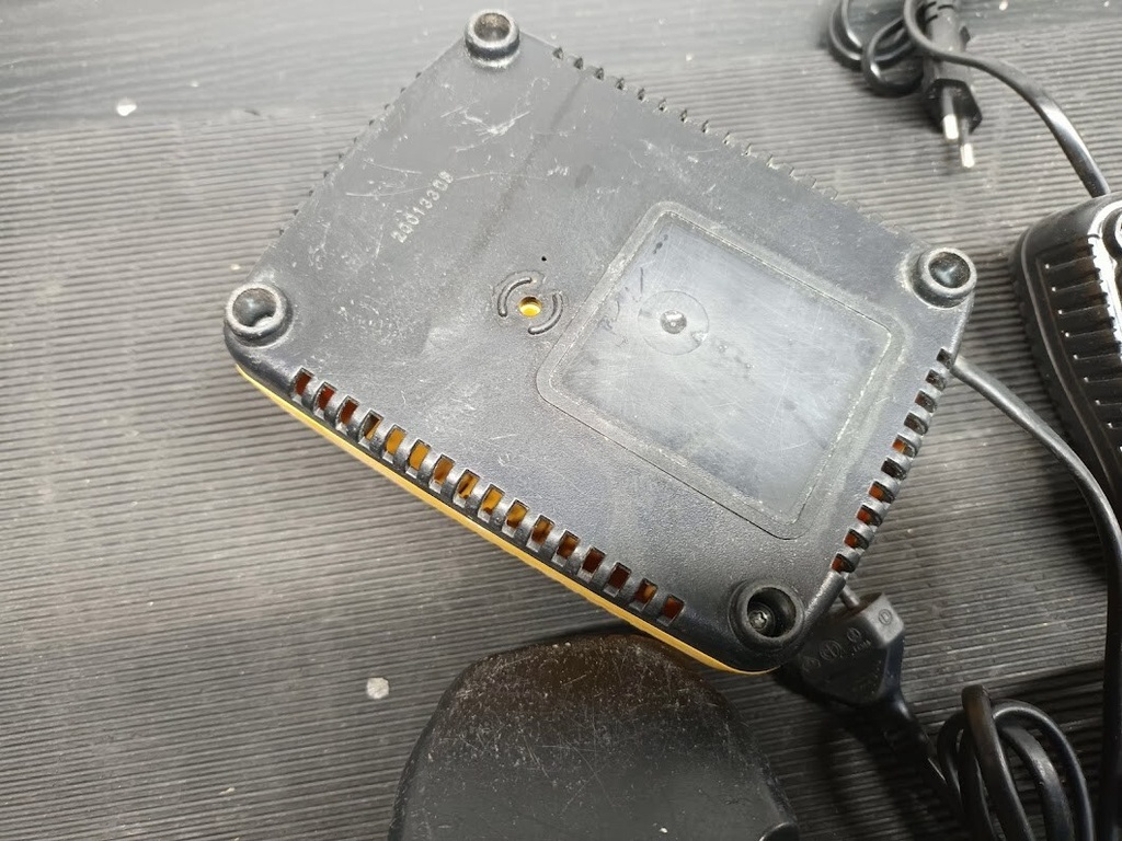 Lot of 5 DEWALT Power Tool Battery Chargers – Used, Fully Functional Has Scratch