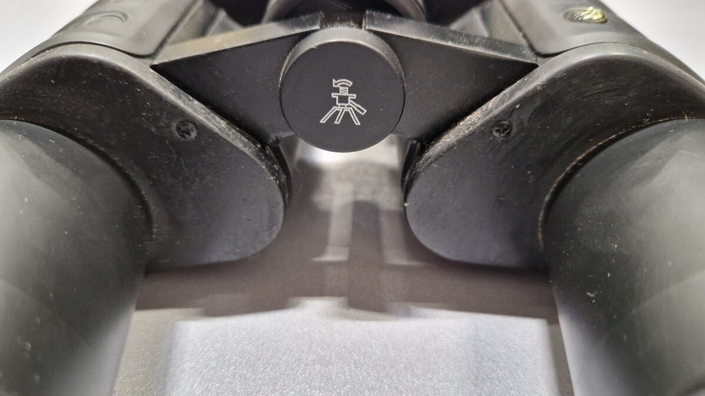 Bresser Hunter 8 x 40 Wide Field 138m/1000m Binocular Used Working