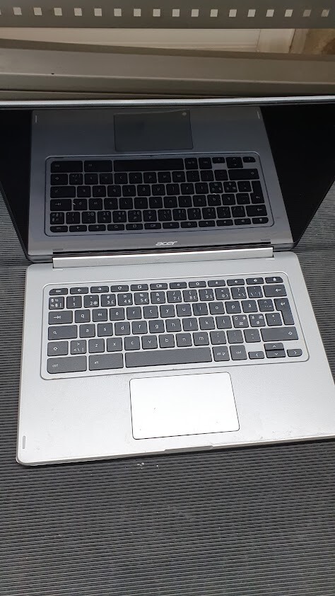 Acer Chromebook R13 Laptop Mediatek MT8173 PowerVR GX6250 4GB For Parts