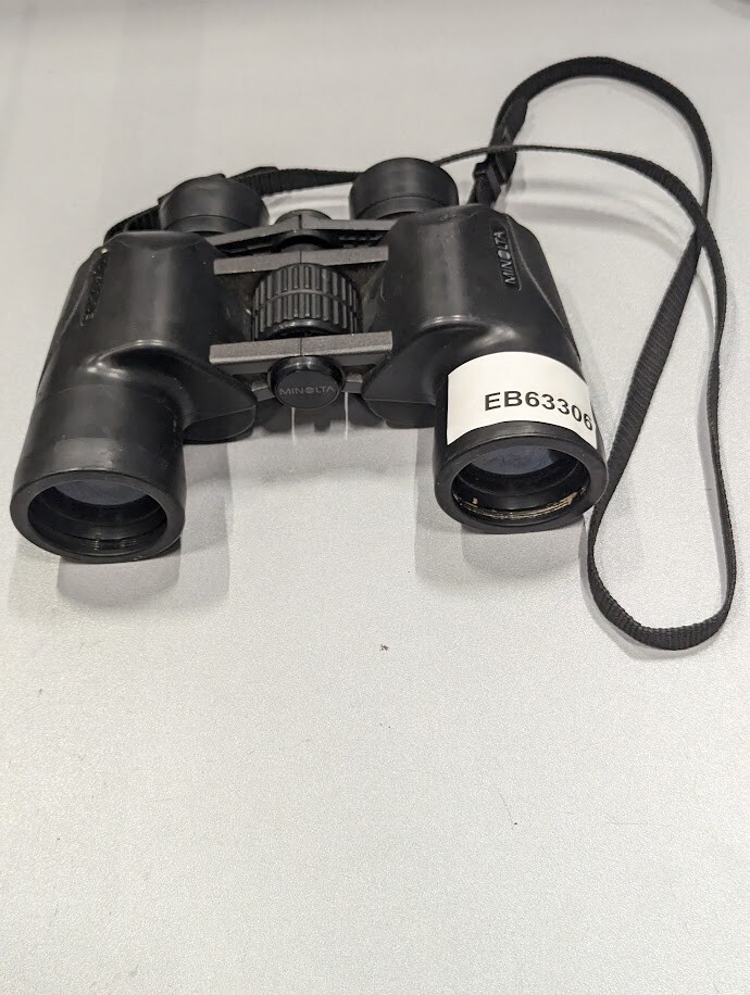 Minolta Classic II 8X40W Wide Angle 8.2 Multi-Coated Black Used Working