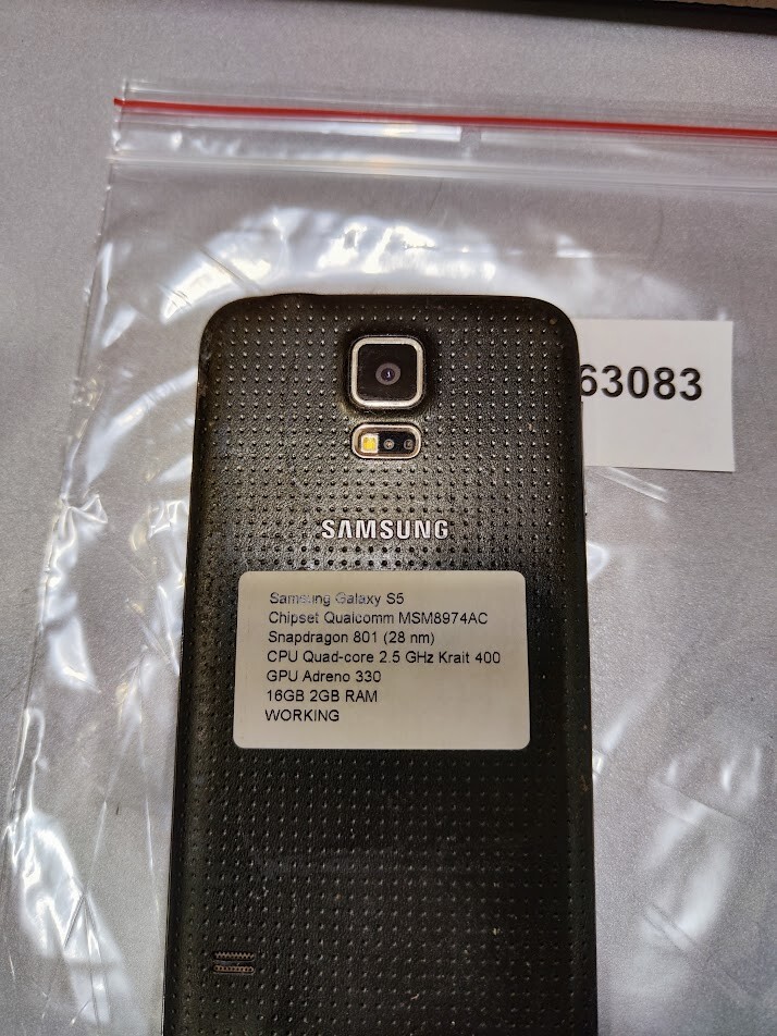 Samsung Galaxy S5 16GB 2GB RAM Black Unlocked Smartphone Working Good Condition