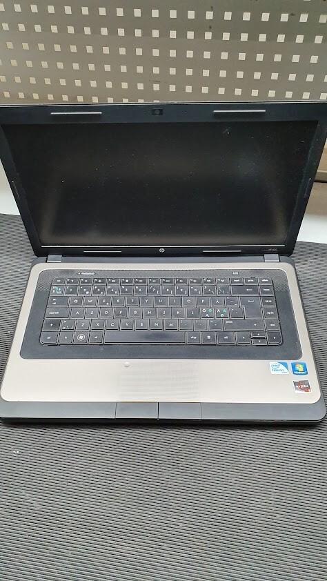 HP 630 Laptop Intel Celeron B800 HD Graphics Not Working For Parts