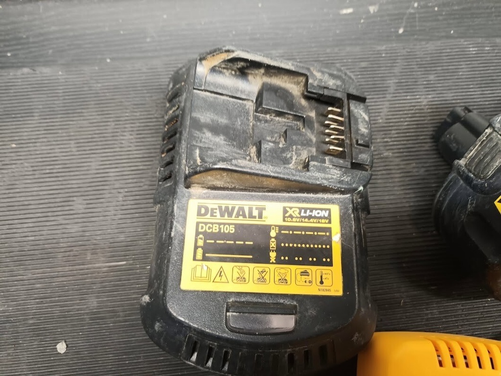 Lot of 4 DEWALT Power Tool Battery Chargers – Used, Fully Functional Has Scratch