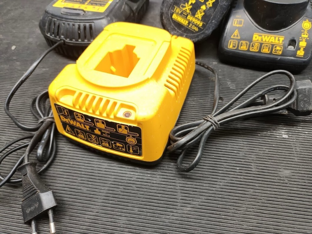 Lot of 4 DEWALT Power Tool Battery Chargers – Used, Fully Functional Has Scratch