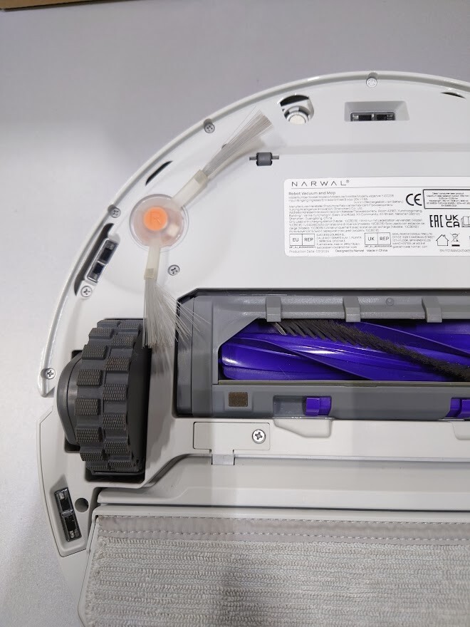 Narwal Freo X Plus Robot Vacuum & Mop Used Working Defect Wheel