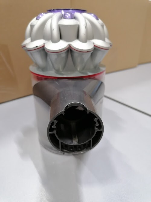 Dyson V8 Handheld Vacuum Working Charging Fine Weak Battery Stuck at Max Speed