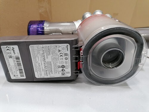 Dyson V8 Handheld Vacuum Working Charging Fine Weak Battery Stuck at Max Speed