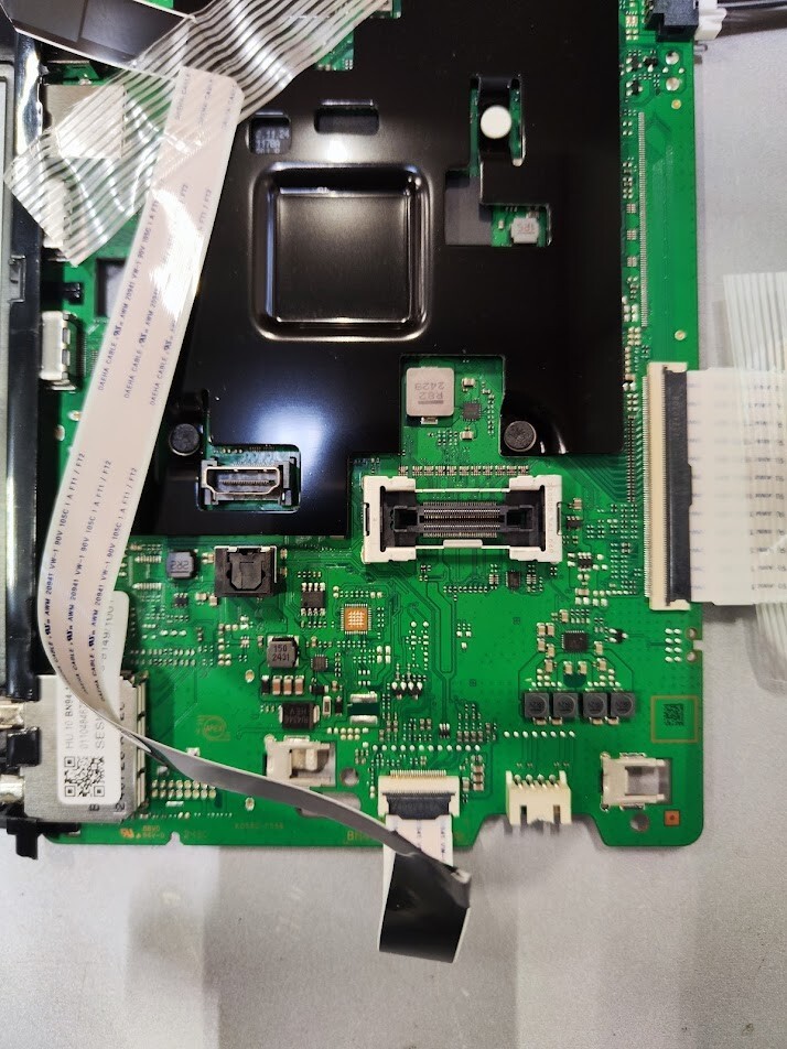 Samsung BN41-03114A Main Board Working Only Board Is For Sale No Accessories