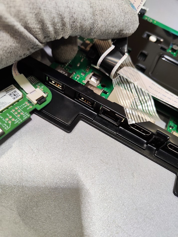 Samsung BN41-03114A Main Board Working Only Board Is For Sale No Accessories