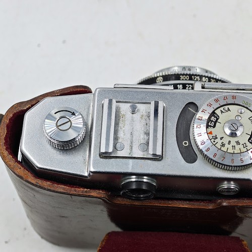 Zeiss Ikon Vintage Camera 527/24 - Untested, With Bag & Strap