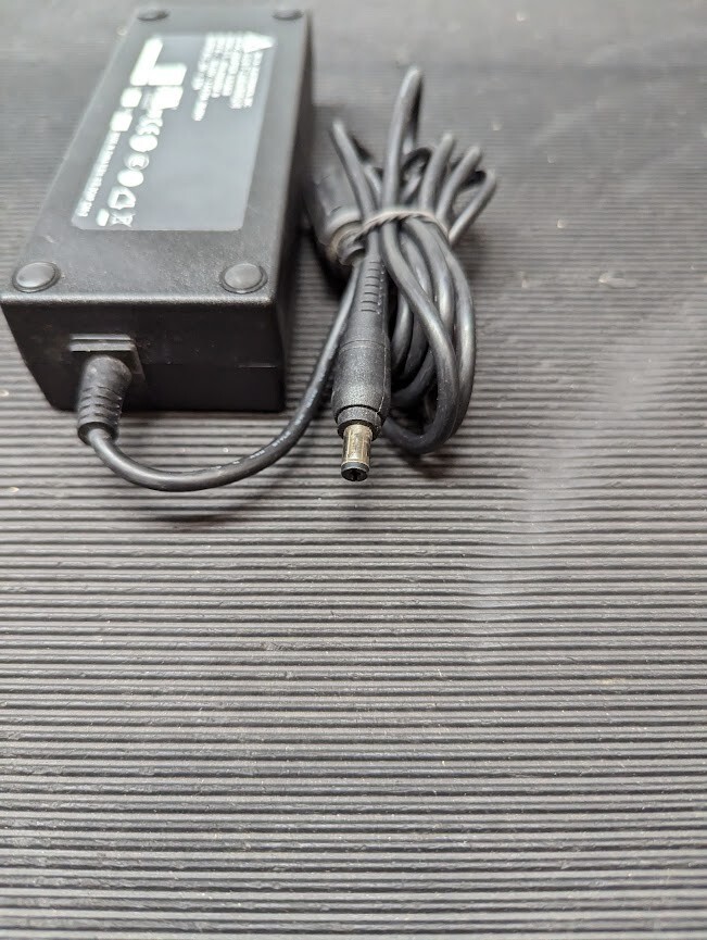 DELTA MDS-090AAS24 B AC Adapter 24V 3.75A Without Power Cord Black Used