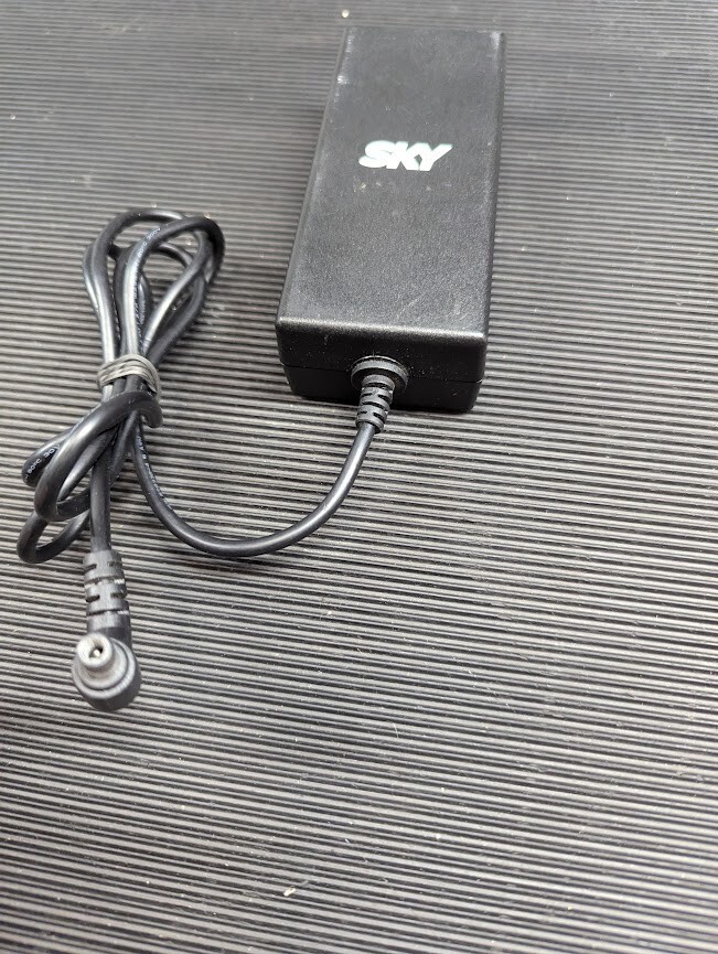 DELTA EADP-40EB A AC Adapter 12V 3.34A Without Power Cord Black Used