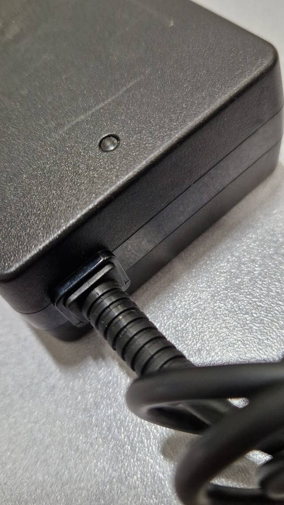 Sony PCS-AC195 AC Adapter 19.5V 4.1A Used Working Without Power Cord