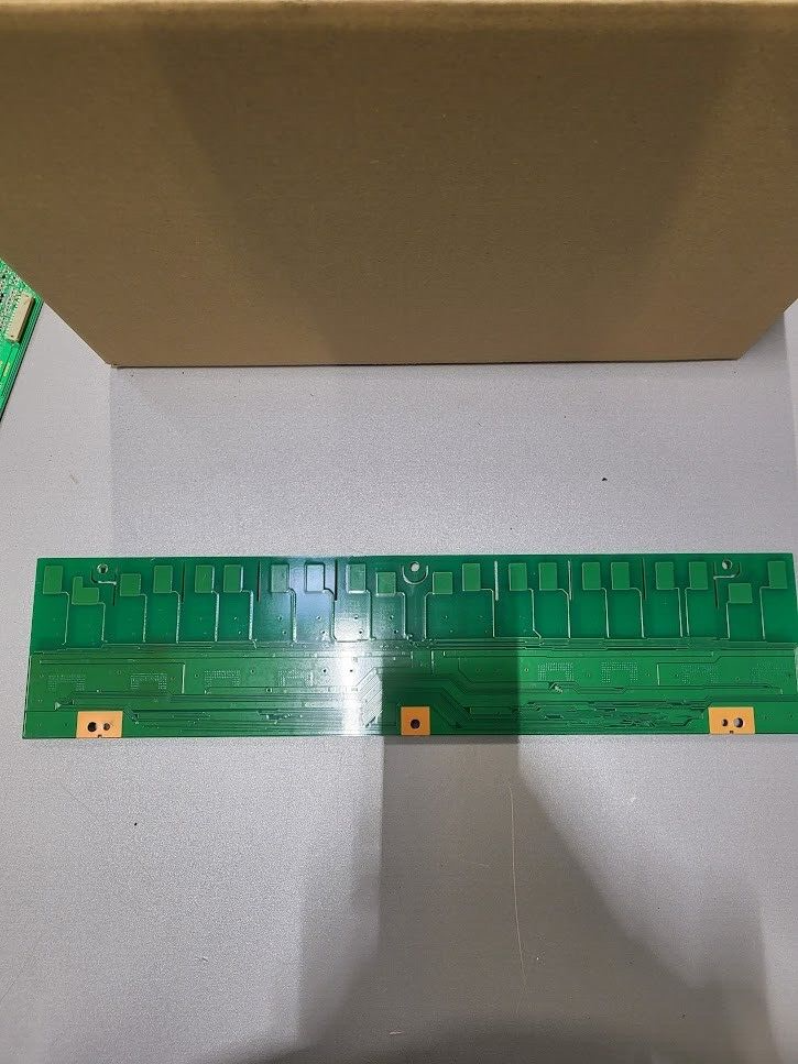 VIT71037.50 LOGAH REV:1 Circuit Board - Untested for Parts or Repair