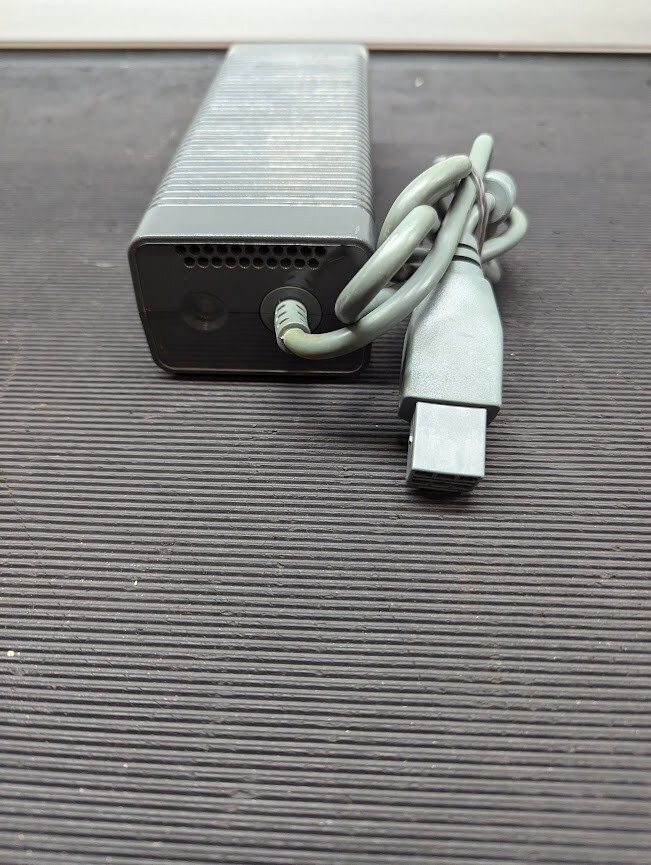 Microsoft EADP-175BB A AC Adapter 12V 14.2A Used Working Without Power Cord