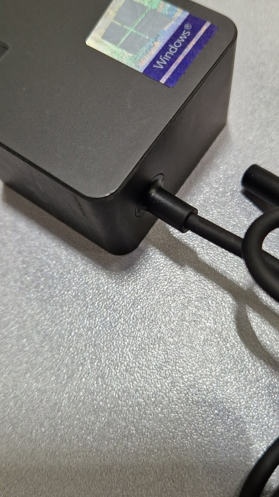 Microsoft 1736 AC Adapter 15V 1.6A Used Working With Power Cord