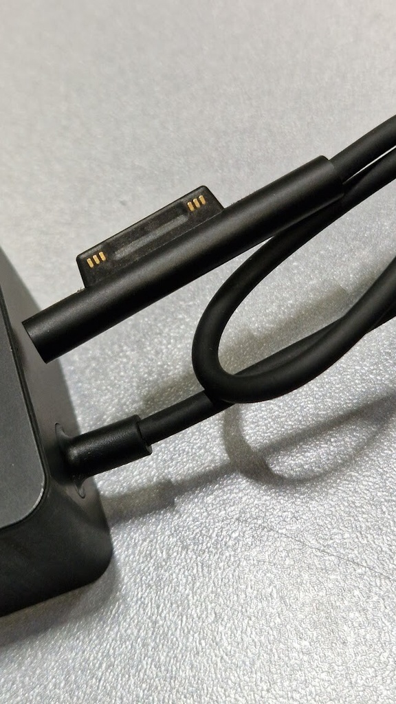 Microsoft 1736 AC Adapter 15V 1.6A Used Working With Power Cord