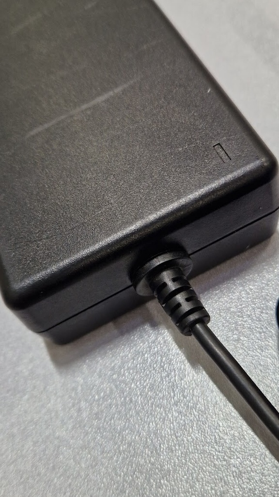 Delta ADP-40TB AC Adapter 12V 3.33A Used Working Without Power Cord