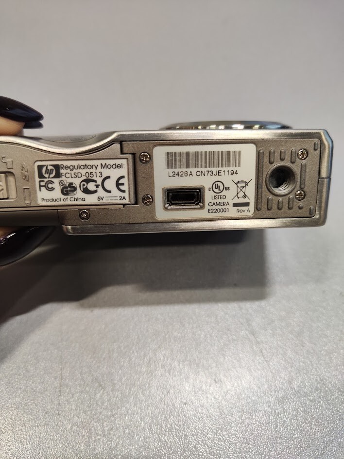 HP Photosmart R967 10MP Digital Camera 3x Optical Zoom Silver Used Working