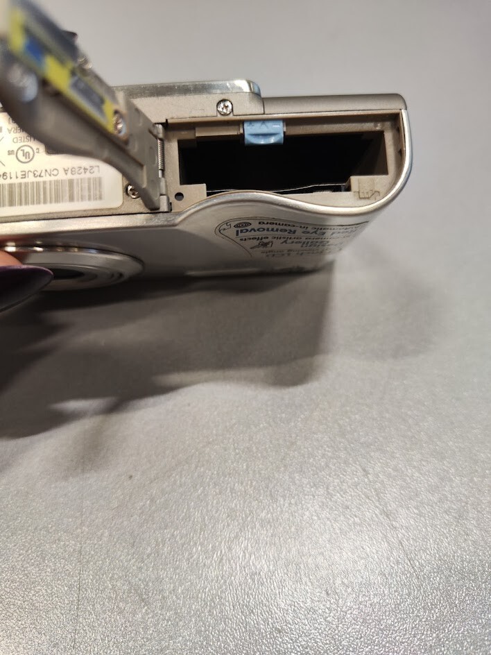 HP Photosmart R967 10MP Digital Camera 3x Optical Zoom Silver Used Working