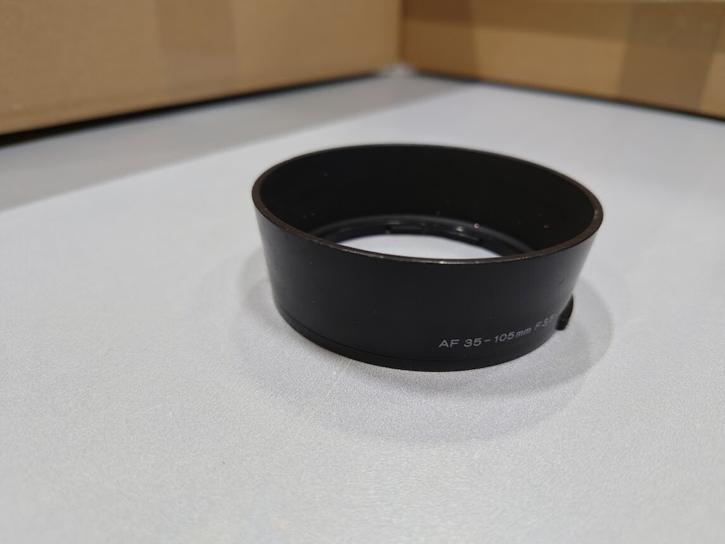 Olympus AF 35-105 mm F 3,5-4,5 Made In Japan Lens Hood  Black Used
