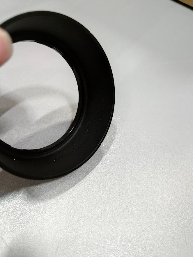 Olympus AF 35-105 mm F 3,5-4,5 Made In Japan Lens Hood  Black Used