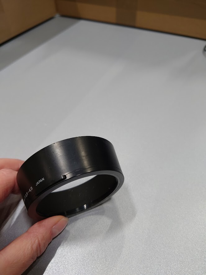 Olympus AF 35-105 mm F 3,5-4,5 Made In Japan Lens Hood  Black Used