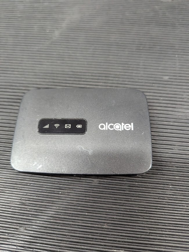 ALCATEL MW40V-2AWNIT2 4G PORTABLE WIFI MODEM ROUTER Used Working