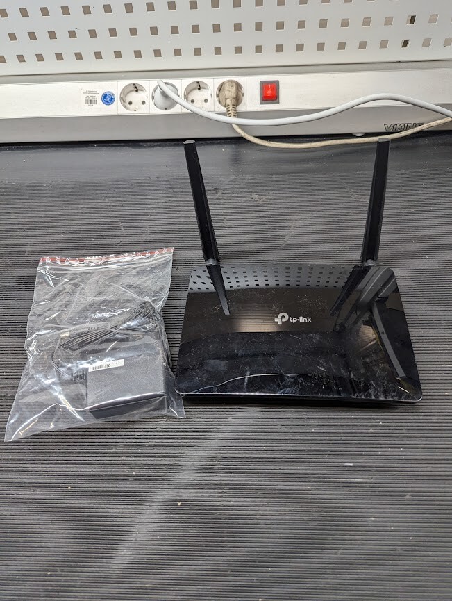 TP-Link Archer MR600 AC1200 Dual Band Gigabit Router Wifi 4G+ Speed Used Working