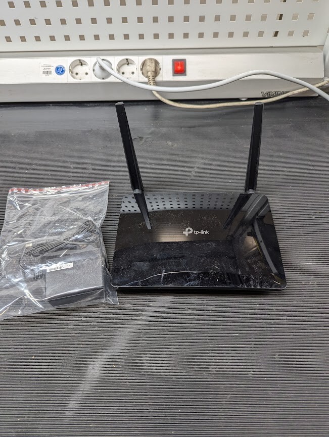 TP-Link Archer MR600 AC1200 Dual Band Gigabit Router Wifi 4G+ Speed Used Working