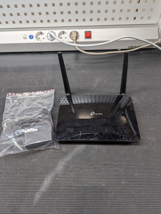 TP-Link Archer MR600 AC1200 Dual Band Gigabit Router Wifi 4G+ Speed Used Working