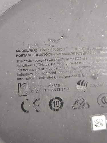 Harman Kardon Onyx Studio 6 - For Parts, Signs of Use