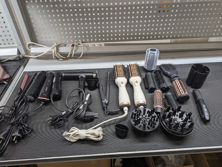 Lot of 10 Non-Working Beauty Styling Tools - Hair Dryers, Curling For Parts