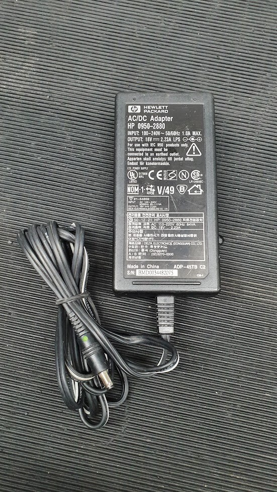 HP 0950-2880 AC/DC Adapter 18V 2.23A Used Working Without Power Cord