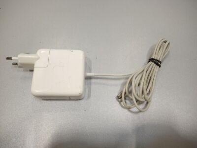 Apple 45W MagSafe Power Adapter For Apple Macbook A1374 White Used Working