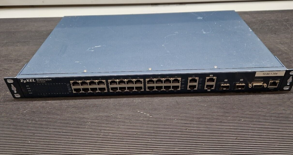 Commutateur réseau Zyxel Dimension ES-3124 non testé pour pièces