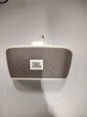 Altavoz enchufable HARMAN JBL SOUNDFLY BT AIR APPLE Technoloy no funciona...