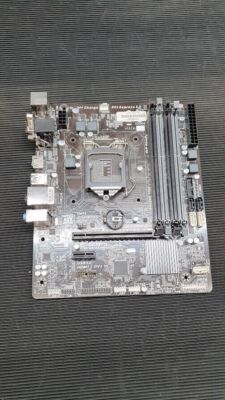 Gigabyte GA-B85M-DS3H Intel B85 LGA 1150 Micro ATX Motherboard DDR3 Not Working