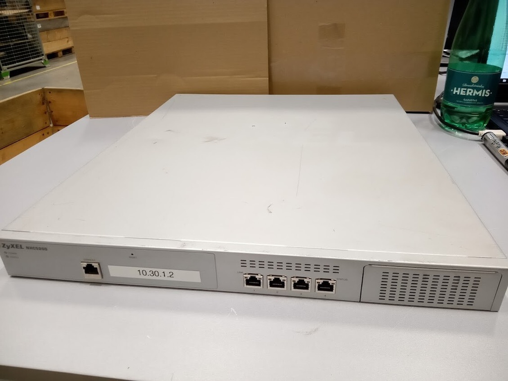 ZyXel NXC5200 Wireless LAN Controller  Not Tested For PartsS