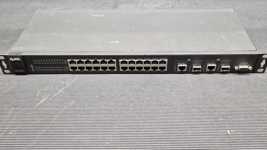 Zyxel ES-2024 Network Switch Not Tested For Parts