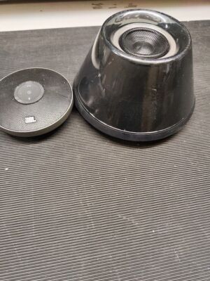 JBL Voyager Bluetooth 2in1 Lautsprecher Subwoofer Schwarz funktioniert...