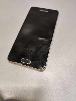 Samsung Galaxy A3 SM-A310F 16GB/1.5GB Snartphone BROKEN SCREEN Used Working