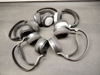 Posten von 5 Sony Kopfhörern verschiedene Modelle gebraucht funktioniert...