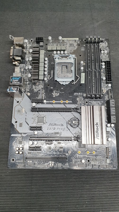 ASROCK Z370 Pro4 Motherboard LGA 1151 ATX Intel Not Working For Parts