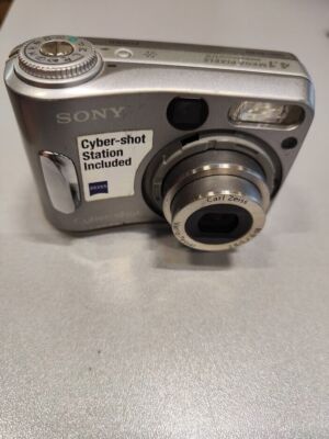 Sony Cybershot DSC-ST80 4.1MP Digitalkamera 3X Optisch funktioniert nicht...