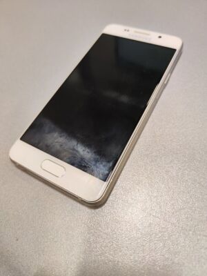 Samsung Galaxy A3 SM-A310F 16GB Speicher 1,5GB Smartphone funktioniert...